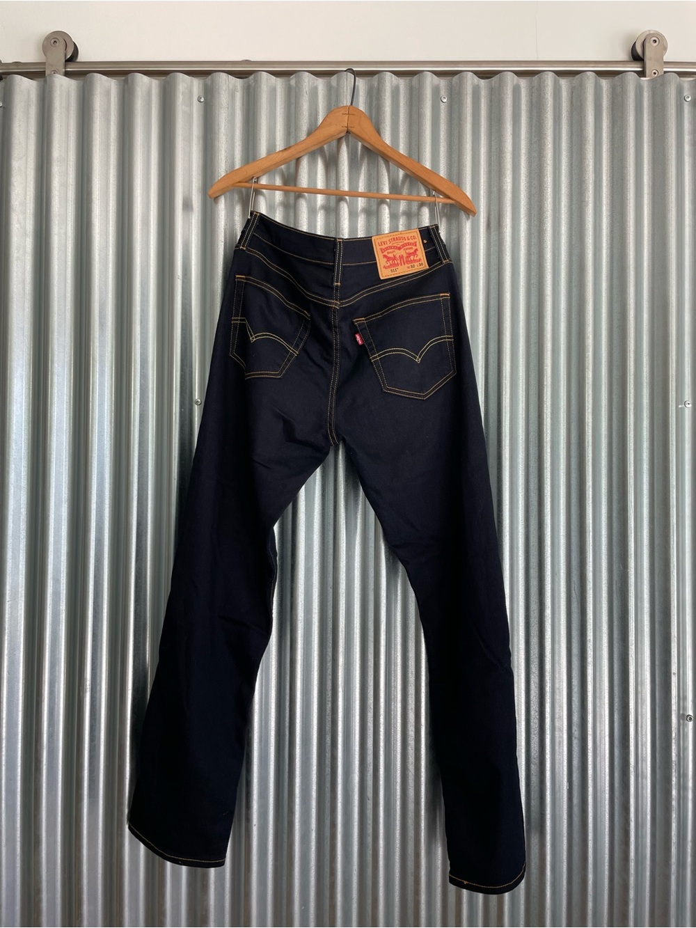 Levi's 511 Slim Fit Men's Dark Jeans with Contrast Stitching W32 L30